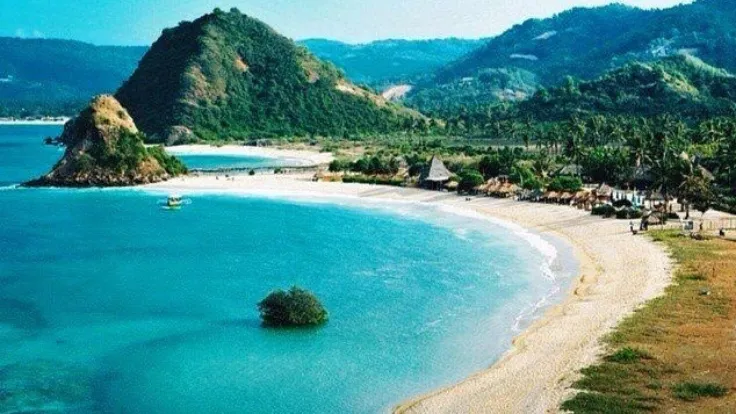 Explore Lombok Island with guided tours
