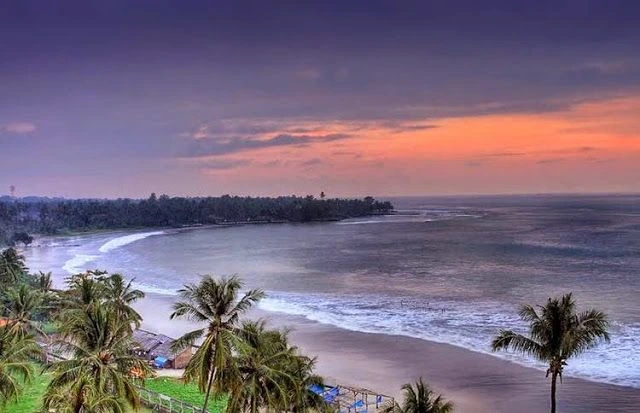 Sunset at Pantai Anyer – Pantai Anyer Tour 2D1N